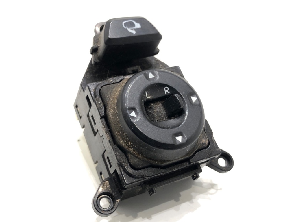 [STARK-840040] Interruptor de ajuste de retrovisores KIA Optima (FSGDS6B) 2010-2022