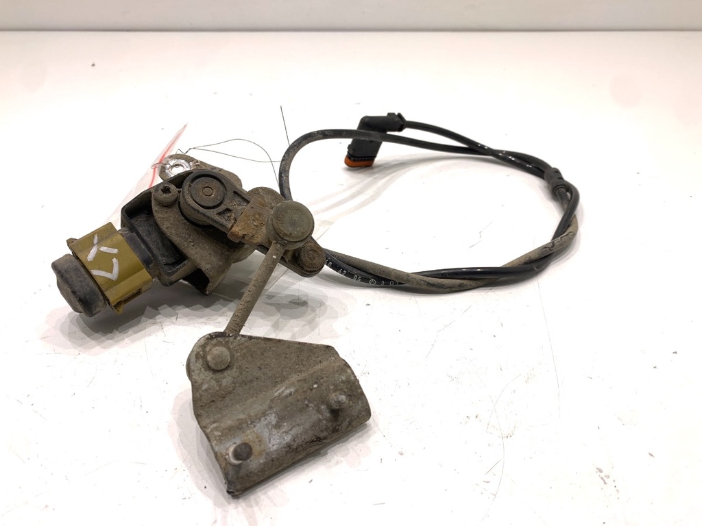 [STARK-845084] Sensor de nivel de xenón Mercedes-Benz GLK (X204) 2008-2015