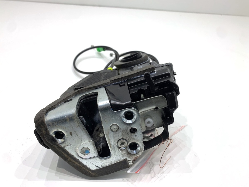 [STARK-845129] Cerradura de puerta trasera izquierda Toyota Auris (_E18_) 2012-2018