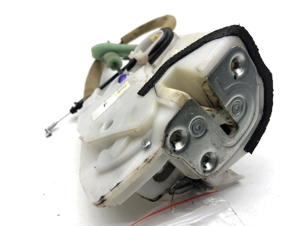 [STARK-846574] Cerradura puerta delantera derecha Mazda 3 sedan (BM_, BN_) 2.0 gasolina 2013-2022