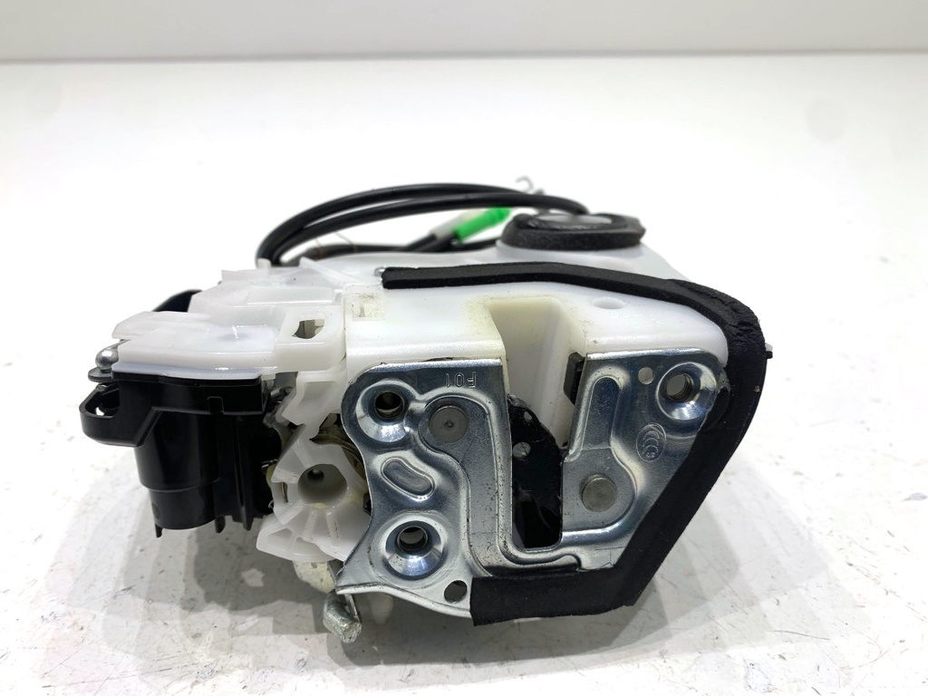 [STARK-851638] Cerradura de puerta delantera derecha Suzuki Ignis III (MF) 2016-2022