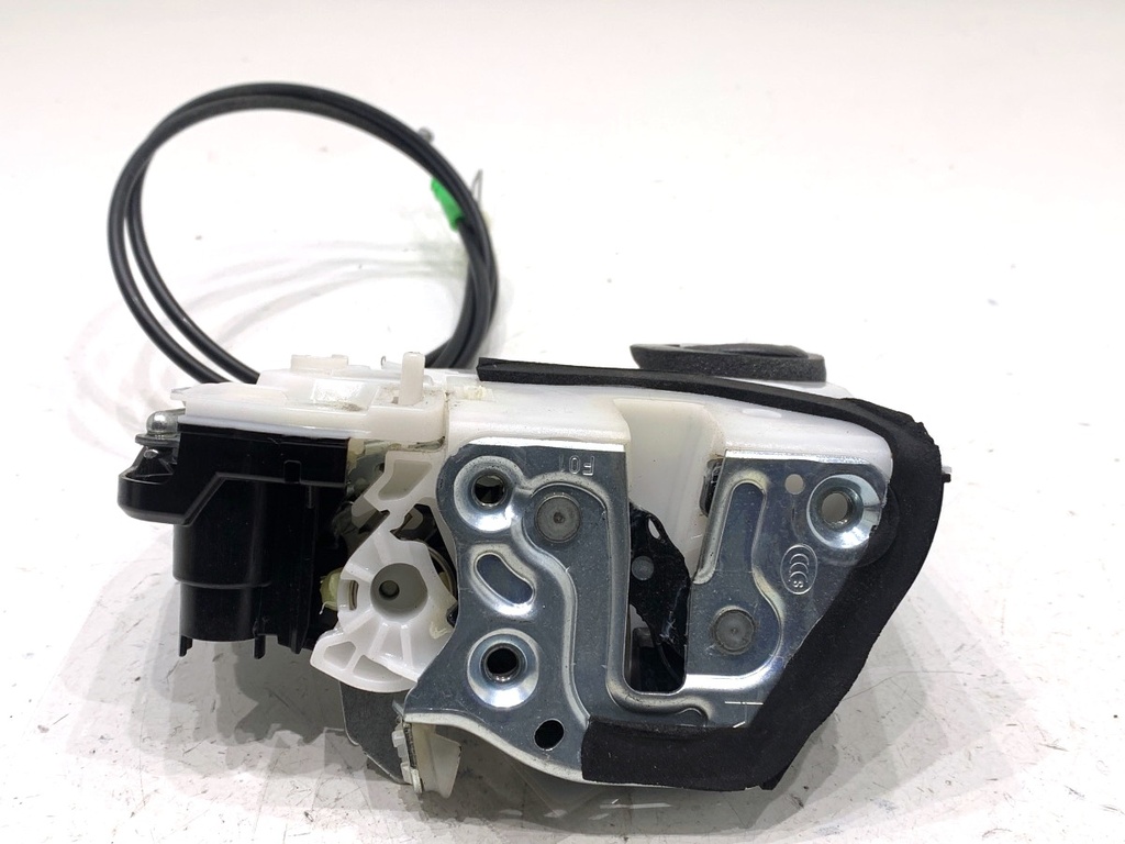 [STARK-851636] Cerradura de puerta trasera derecha SUZUKI IGNIS III (MF) 2016-2022