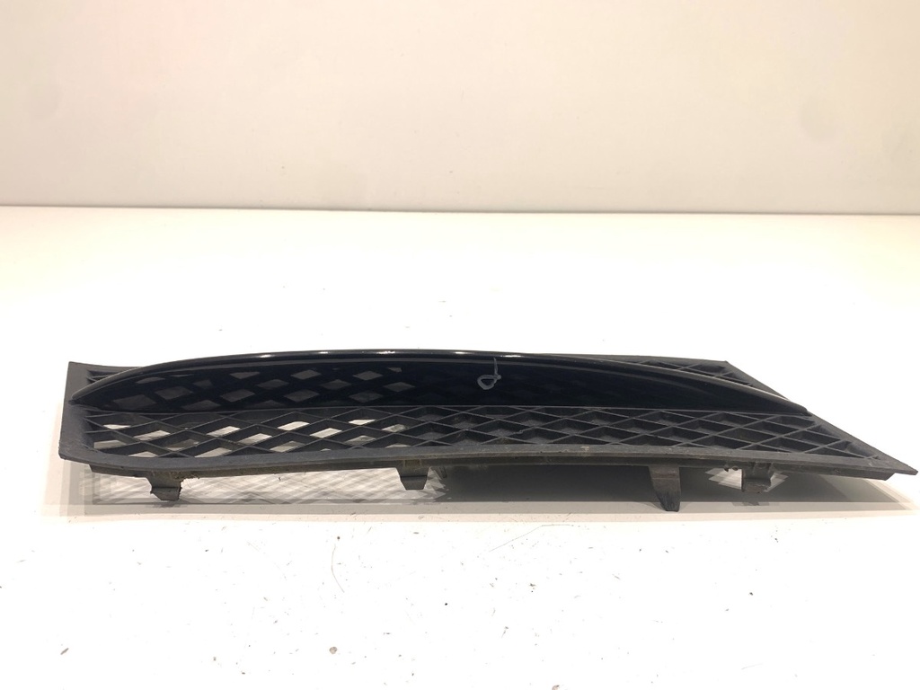 [STARK-852506] Rejilla del parachoques delantero derecha BMW Serie 5 (F10) 2009-2016