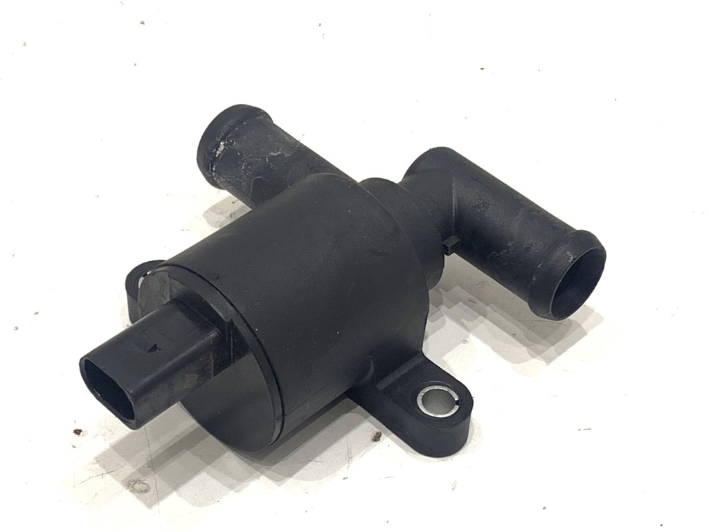 [STARK-855971] Bomba de agua adicional SEAT León (5F1) 1.8 TSI 132 kW 2013-2022