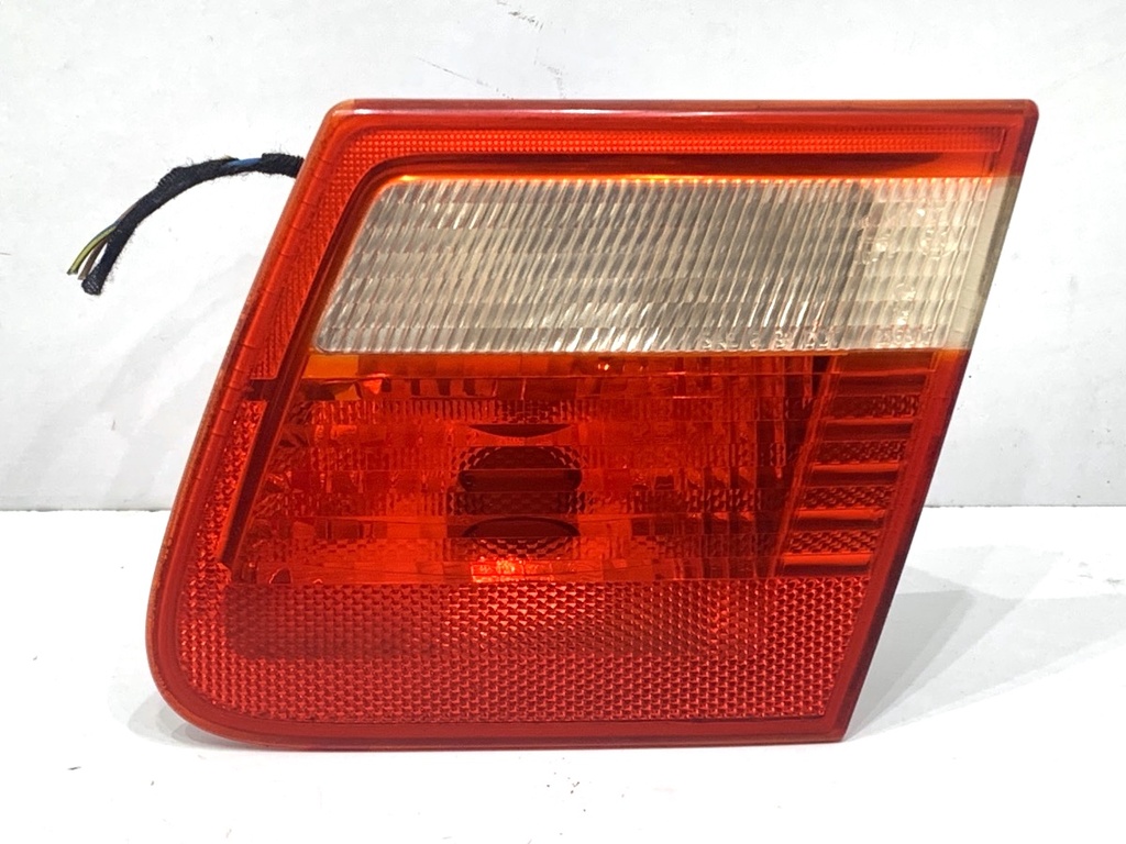 [STARK-859500] Piloto trasero derecho BMW Serie 3 Touring (E46) 1999-2005 318i 87kW