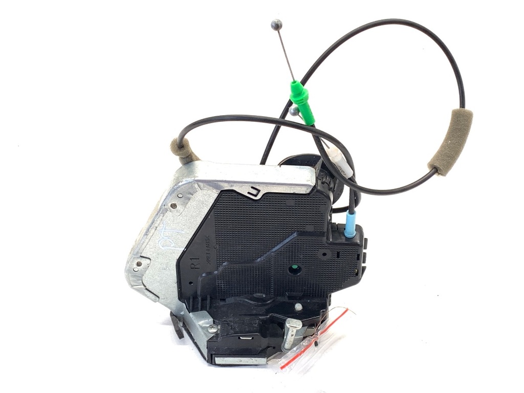 [STARK-862436] Cerradura de puerta trasera derecha LEXUS IS III (_E3_) 2013-2022