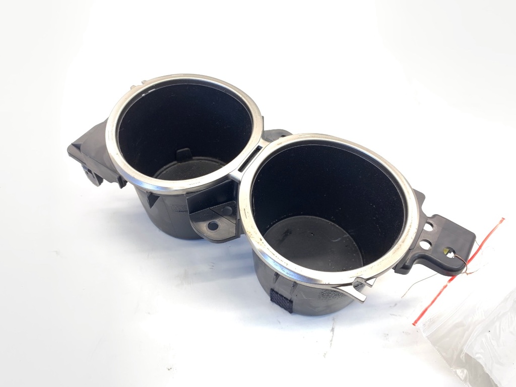 [STARK-863706] Portabebidas Lexus IS III (_E3_) 2013-2022
