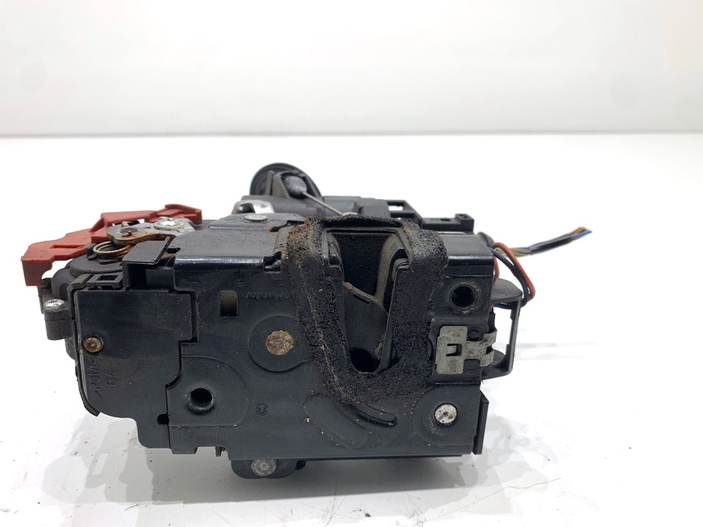 [STARK-864093] Cerradura de puerta delantera izquierda SKODA FABIA II (542) 2006-2014