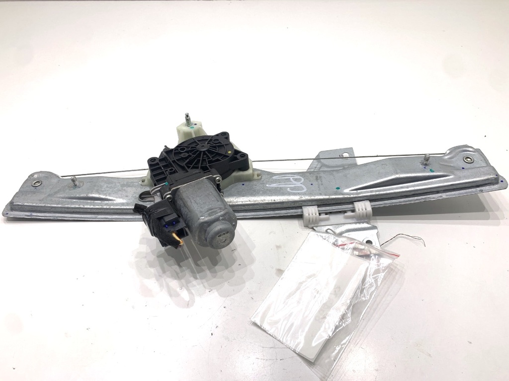 [STARK-864372] Elevador de ventana delantero derecho Ford KA+ III (UK, FK) 2014-2022