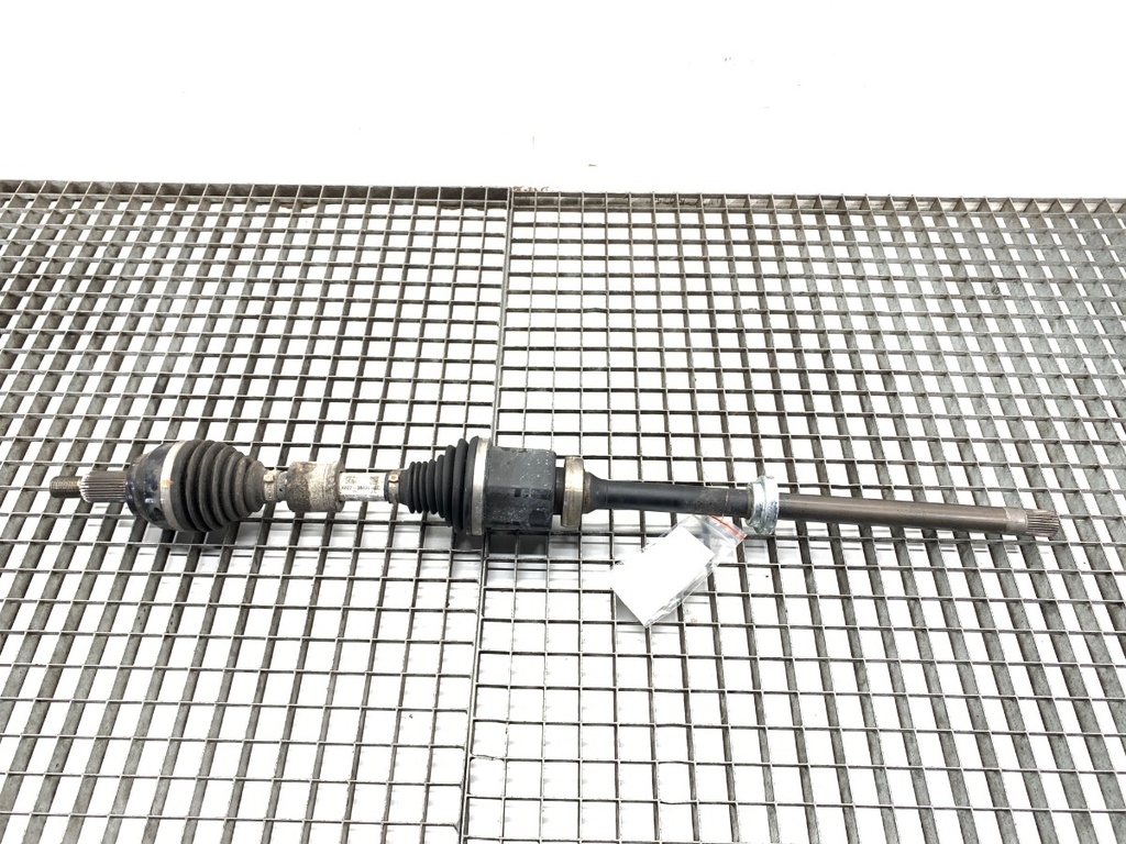 [STARK-844357] Semieje delantero derecho Land Rover Range Rover Evoque (L551) 2018-2022