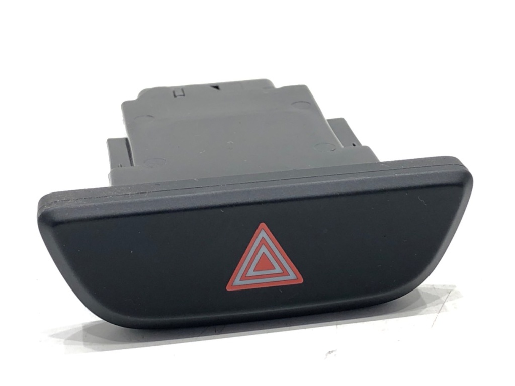 [STARK-874452] Interruptor de luces de emergencia TOYOTA YARIS (_P21_, _PA1_, _PH1_) 2020-