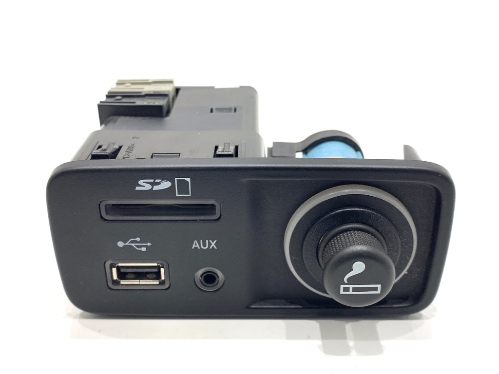 [STARK-876295] Puerto USB Jeep Cherokee (KL) 2013-2022 2.0 CRD 4x4 125 kW 170 CV
