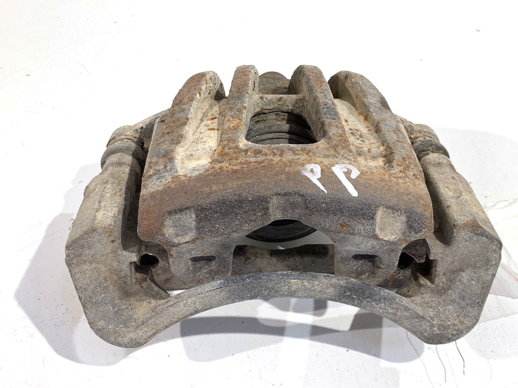 [STARK-878539] Pinza de freno delantera derecha JEEP Cherokee (KJ) 2001-2008 3.7 4x4