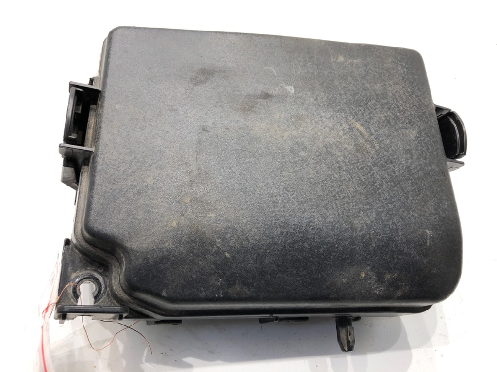 [STARK-878339] Caja de fusibles HYUNDAI i30 Kombi (GD) 1.6 CRDi 81 kW 2012-2022