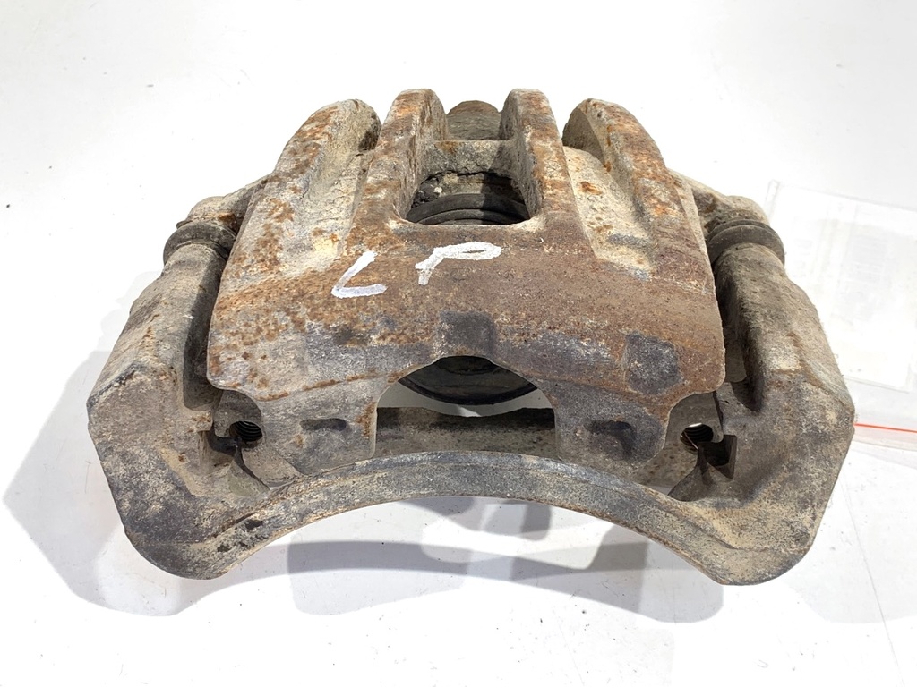 [STARK-878540] Pinza de freno delantera izquierda Jeep Cherokee (KJ) 3.7 4x4 2001-2008