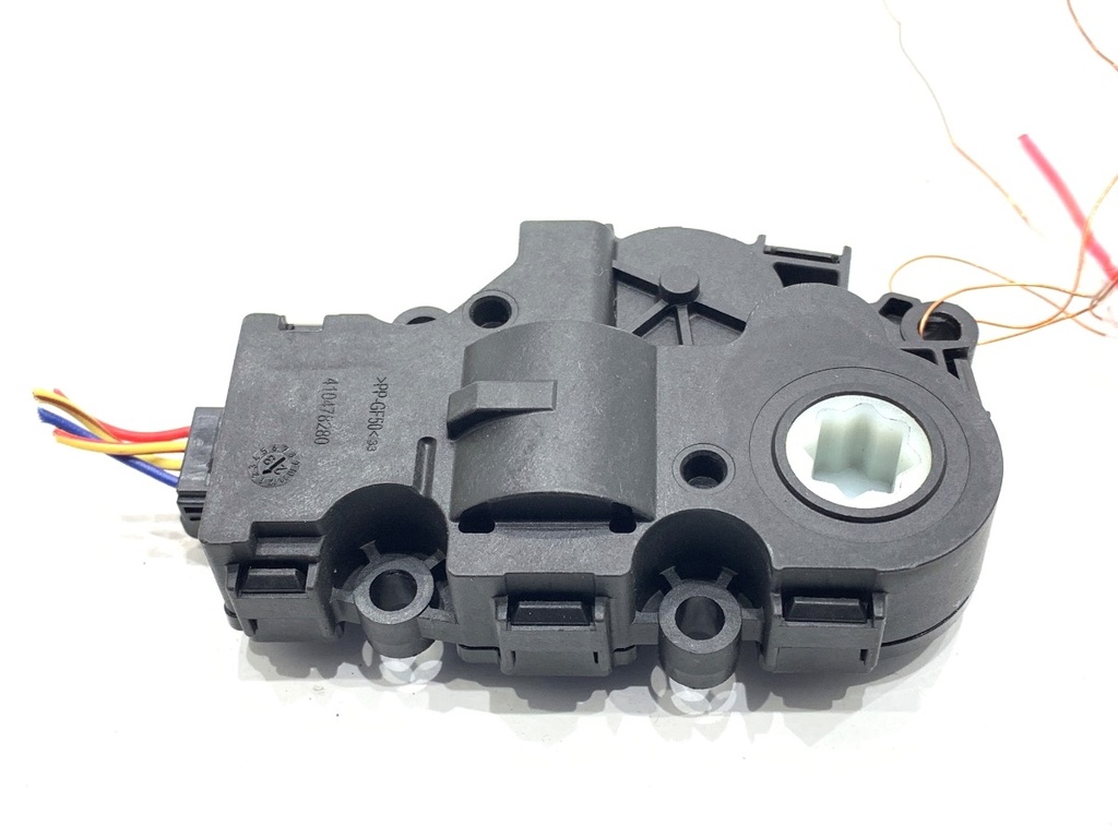 [STARK-878718] Resistencia de calefacción BMW X4 (G02, F98) 2018-2022