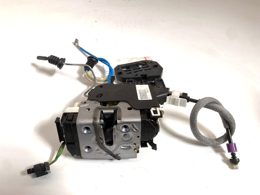 [STARK-879124] Cerradura de puerta trasera izquierda Mercedes-Benz Clase A (W176) 2012-2018