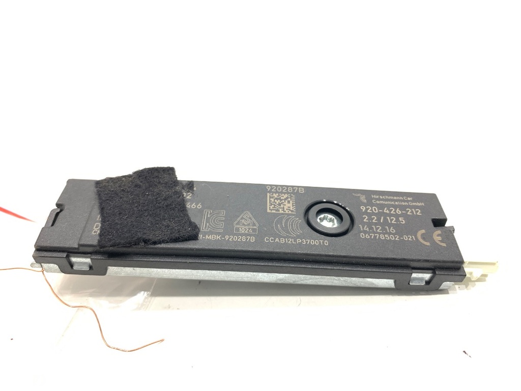 [STARK-879130] Amplificador Mercedes-Benz Clase A (W176) 2012-2018