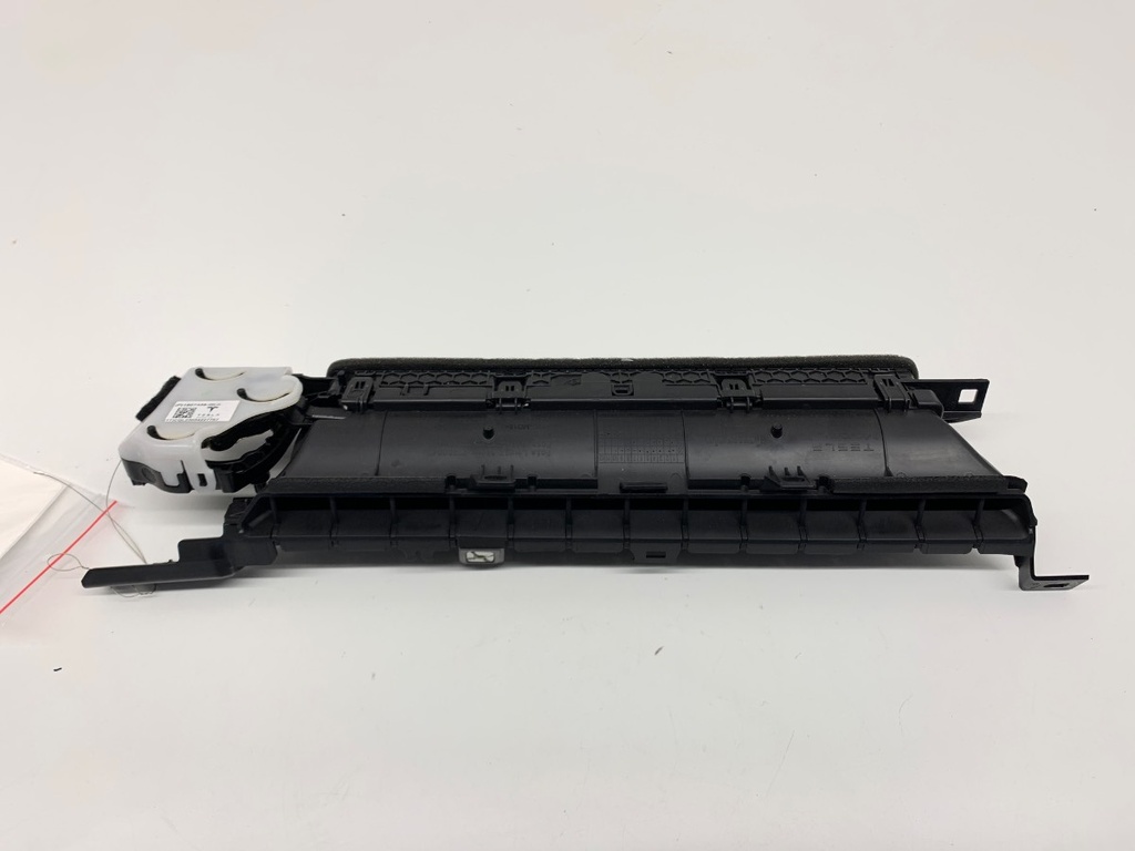 [STARK-879446] Rejilla de admisión de aire delantera Tesla Model Y (5YJY) 2019-2022