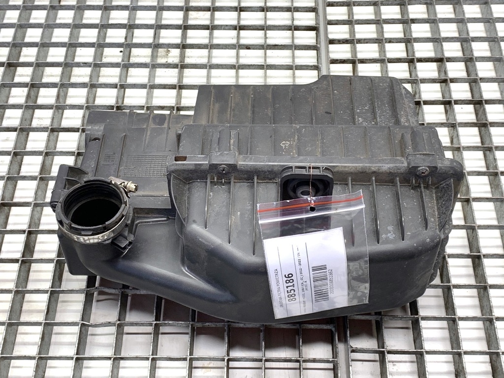 [STARK-885186] Caja de filtro de aire PEUGEOT 208 I (CA_, CC_) 1.2 VTI 82 60 kW 2012-2022