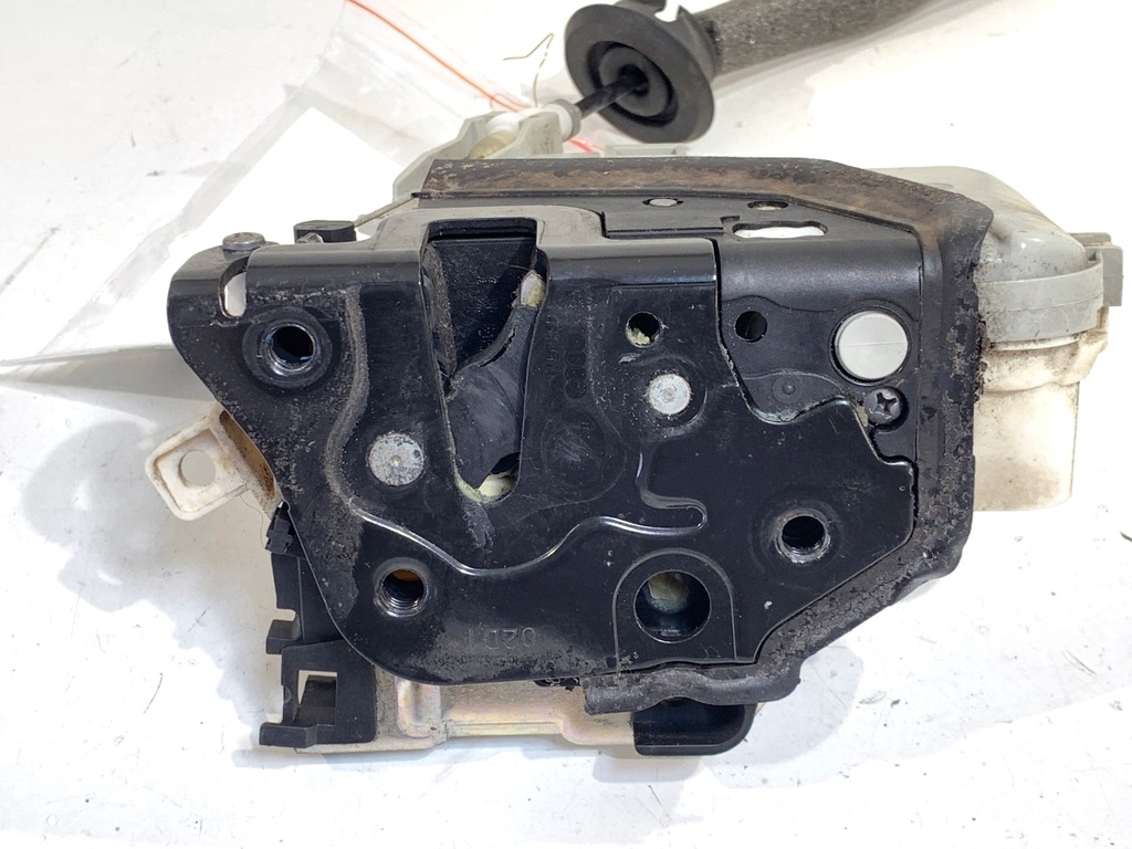 [STARK-888268] Cerradura de puerta delantera derecha Audi A6 C7 Avant (4G5, 4GD) 2011-2018