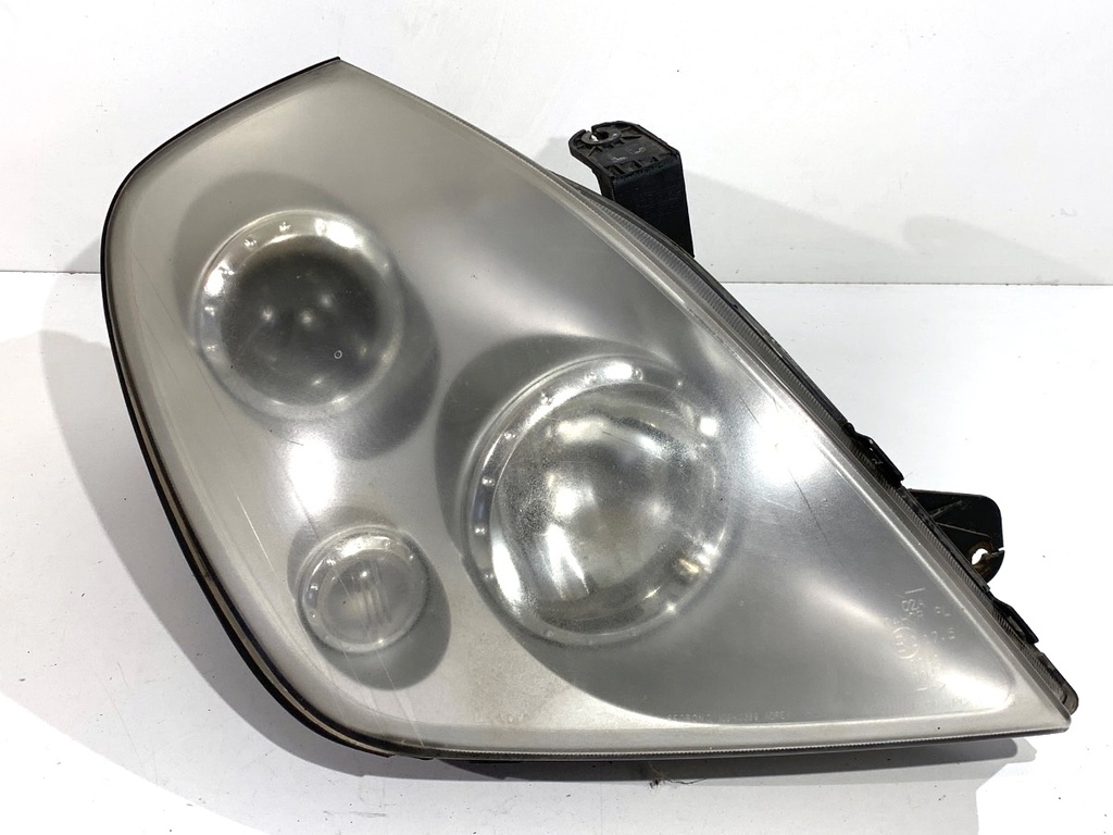 [STARK-881619] Faro delantero derecho SsangYong Rexton / Rexton II (GAB_) 2002-2022