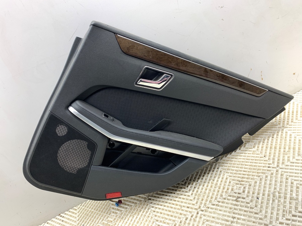 [STARK-889445] Panel de puerta trasera derecha Mercedes-Benz Clase E (W212) 2009-2016