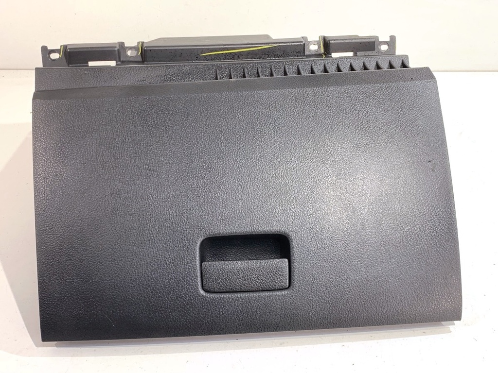 [STARK-899462] Guantero pasajero NISSAN VERSA I 2006-2022