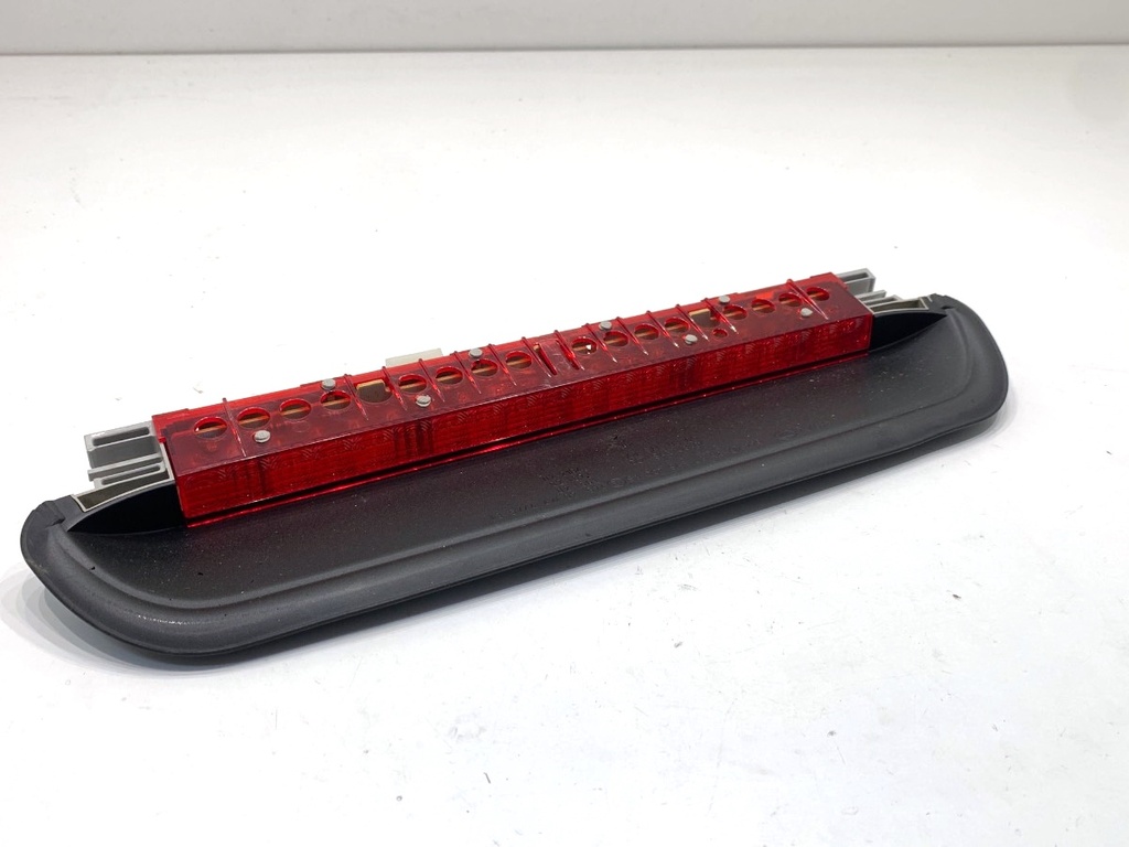 [STARK-902444] Piloto de freno BMW Serie 3 (E90) 2004-2012