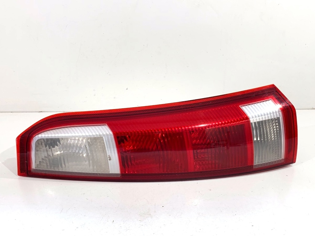 [STARK-904455] Piloto trasero derecho OPEL MERIVA A (X03) 1.8 gasolina 92 kW 2003-2010