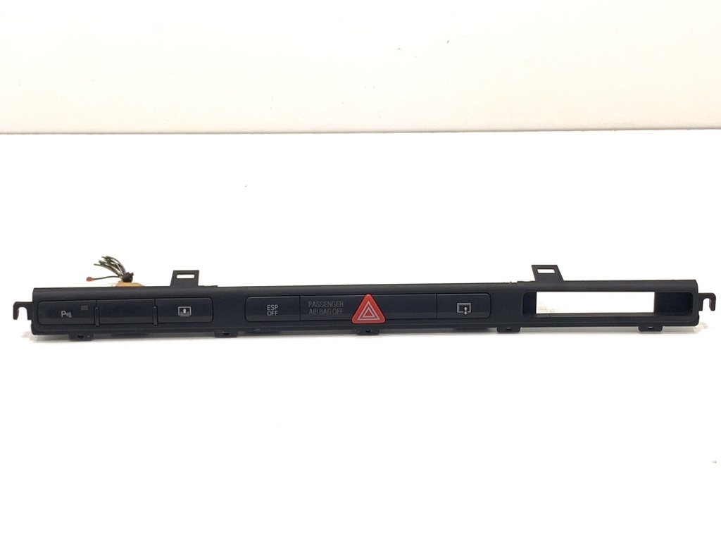 [STARK-909039] Interruptor de luces de emergencia para Audi A8 D3 (4E2, 4E8) 2002-2010