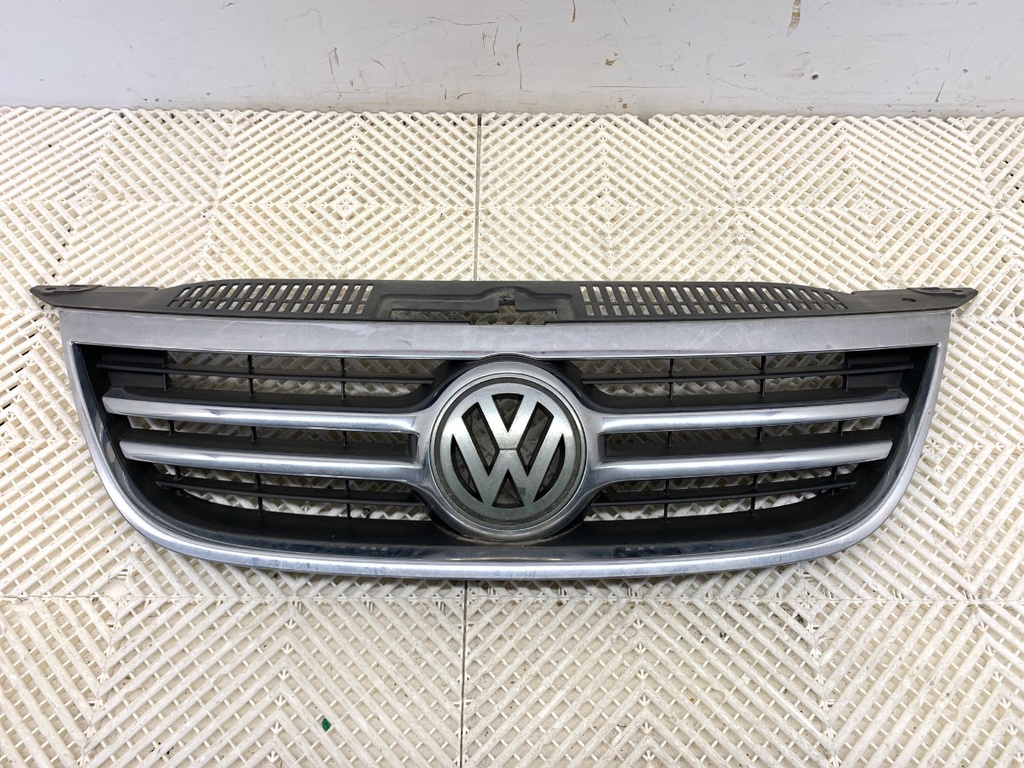 [STARK-915398] Rejilla de parachoques VW Tiguan (5N_) 2.0 TDI 4motion 103 kW 2007-2018