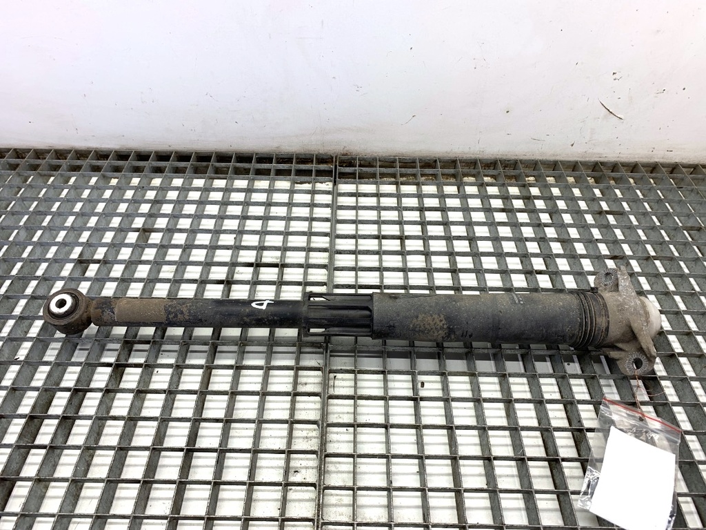 [STARK-922477] Amortiguador trasero derecho VW Polo VI (AW1, BZ1, AE1) 2017-2022 1.0 TSI