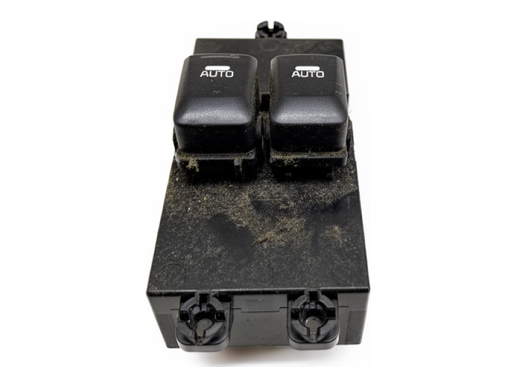 [STARK-928606] Interruptor de elevalunas KIA Cee'd (JD) 1.6 CRDi 128 CV 2012-2018