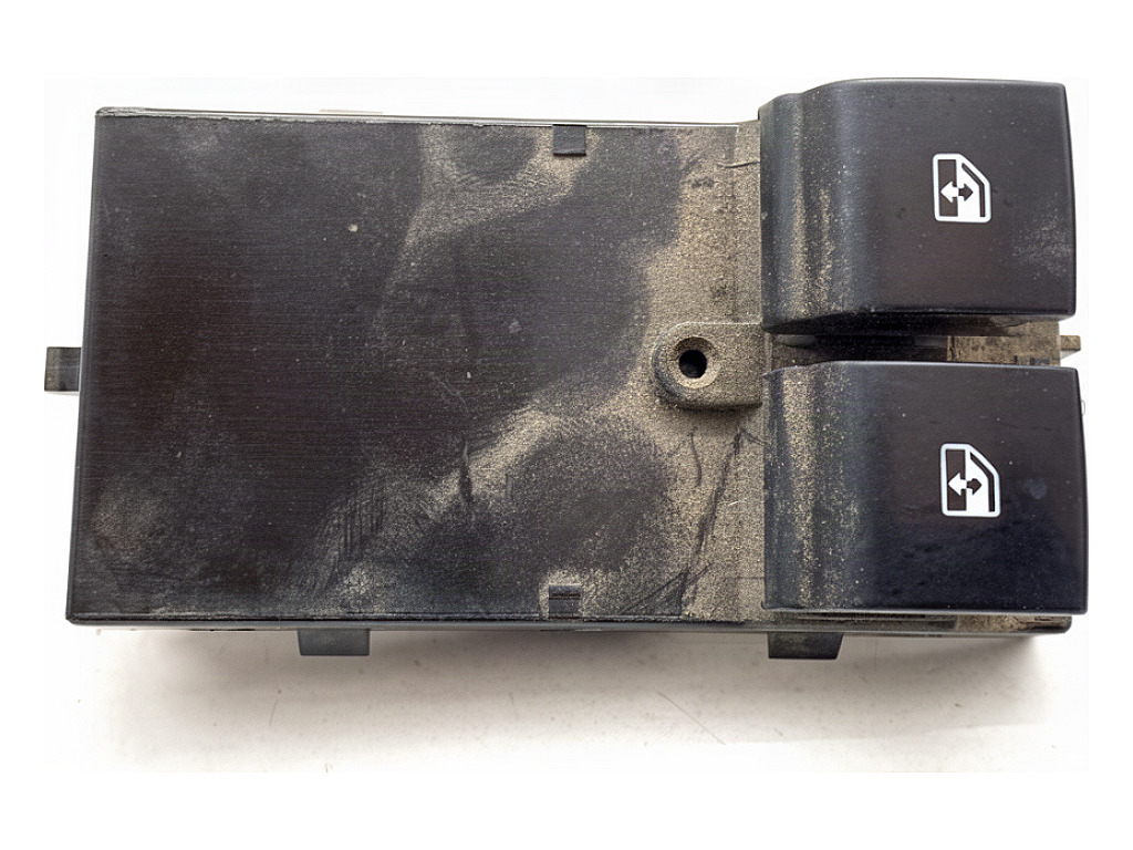 [STARK-934883] Interruptor de elevalunas Opel Astra J (P10) 2009-2015 1.7 CDTI