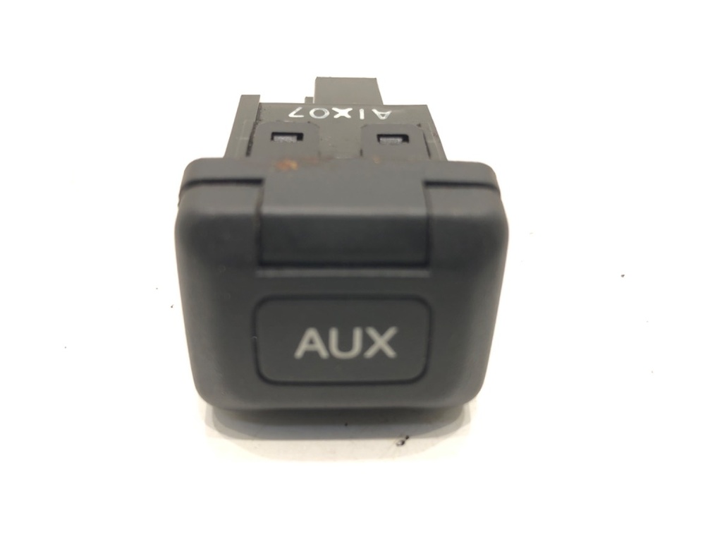 [STARK-596042] Puerto USB Honda Accord VIII (CU) 2008-2022