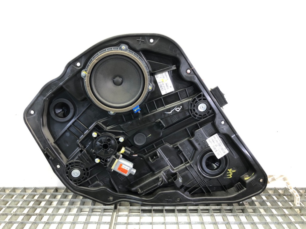 [STARK-604790] Elevador de ventana trasero derecho KIA CEED Sportswagon (CD) 1.4 T-GDI 2018-2022