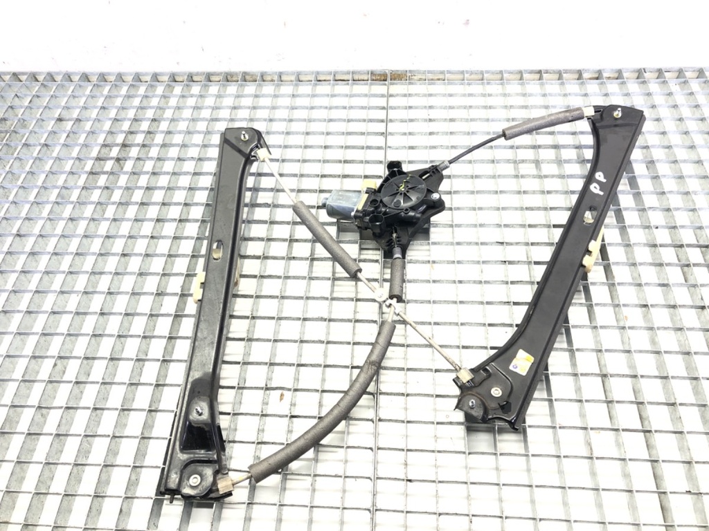 [STARK-649524] Elevador de ventana delantero derecho SKODA Superb III Kombi (3V5) 2.0 TSI 4x4 2015-2022