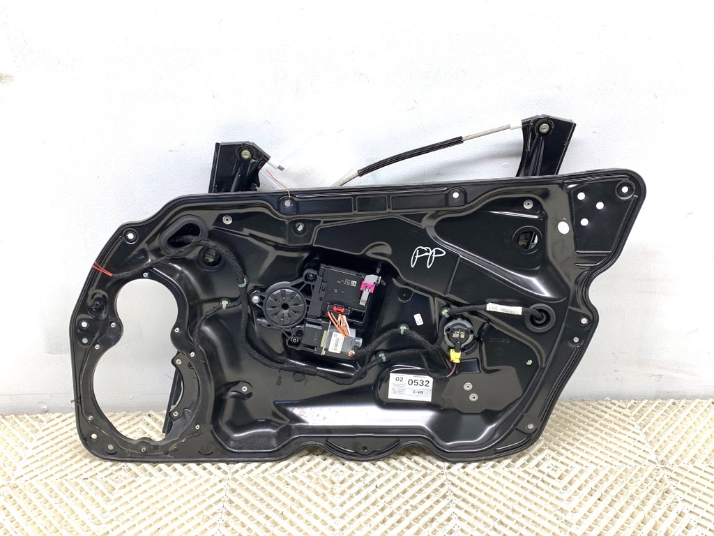 [STARK-782981] Elevador de ventana delantero derecho VW Passat B7 (362) 2010-2015