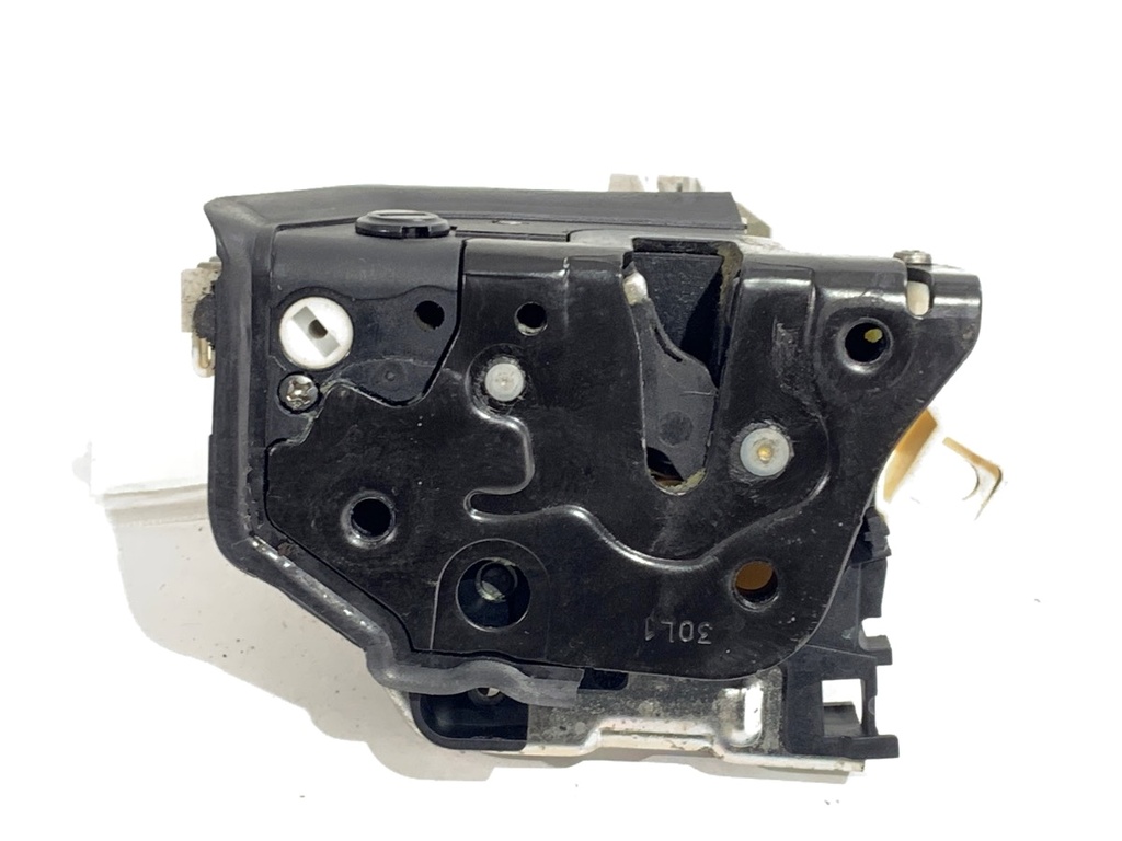 [STARK-800211] Cerradura de puerta trasera izquierda Audi A4 B8 Avant (8K5) 2.0 TDI 2008-2015