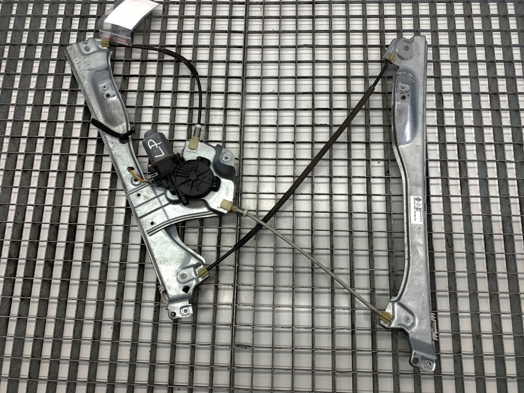 [STARK-822435] Elevador de ventanilla delantero izquierdo Renault Clio III (BR0/1, CR0/1) 2005-2014