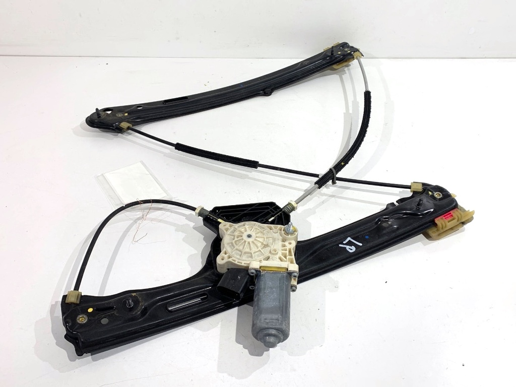 [STARK-825906] Elevador de ventana delantero izquierdo BMW X6 (F16, F86) 2014-2019