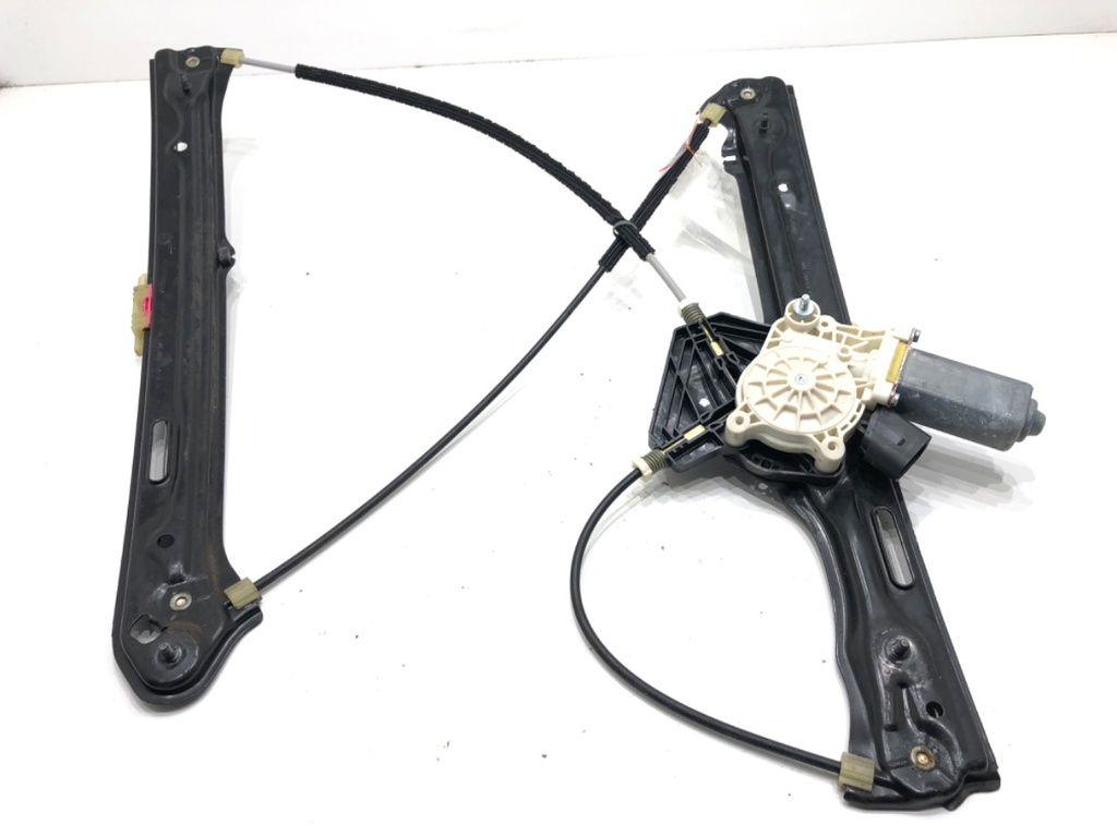 [STARK-826583] Elevador de ventanilla delantero izquierdo BMW X6 (F16, F86) 2014-2019