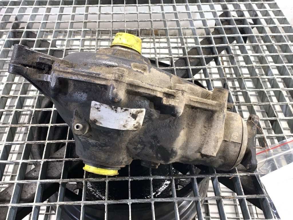 [STARK-872897] Diferencial delantero BMW X5 (E53) 2000-2006 3.0i 170kW