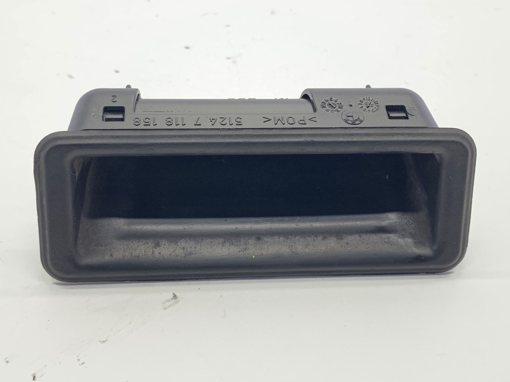 [STARK-747615] Maneta de portón trasero BMW X5 (E70) 2006-2013