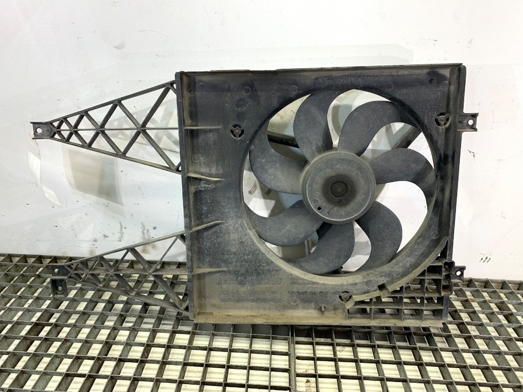 [STARK-747742] Ventilador del radiador VW Golf IV (1J1) 1.6 74 kW 100 CV gasolina 1997-2004