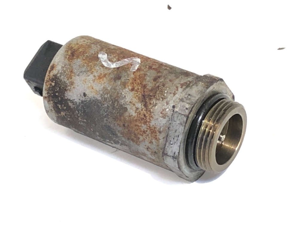 [STARK-747910] Sensor de distribución variable BMW Serie 5 (E39) 1995-2003