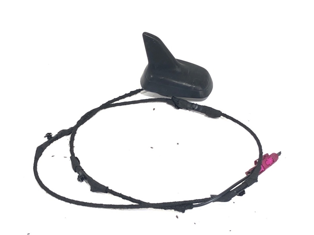 [STARK-749748] Antena Audi A4 B8 (8K2) 2007-2015