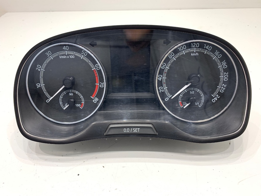 [STARK-752673] Velocímetro SKODA FABIA III (NJ3) 1.0 55 kW 2014-2022