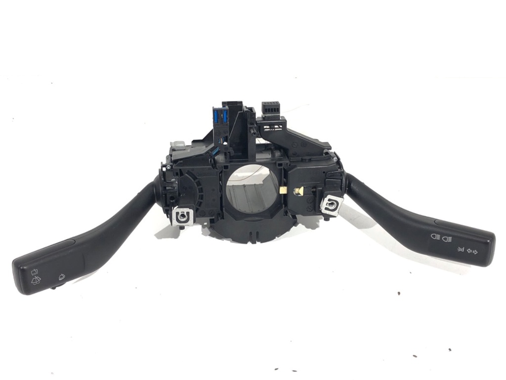 [STARK-753127] Combinado de luces VW Golf V (1K1) 2003-2010 1.9 TDI 77kW 105CV